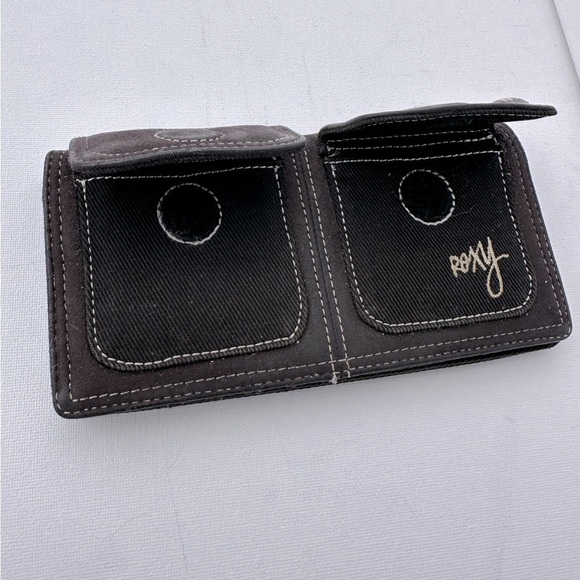 1990’s Roxy bifold wallet - Picture 5 of 12
